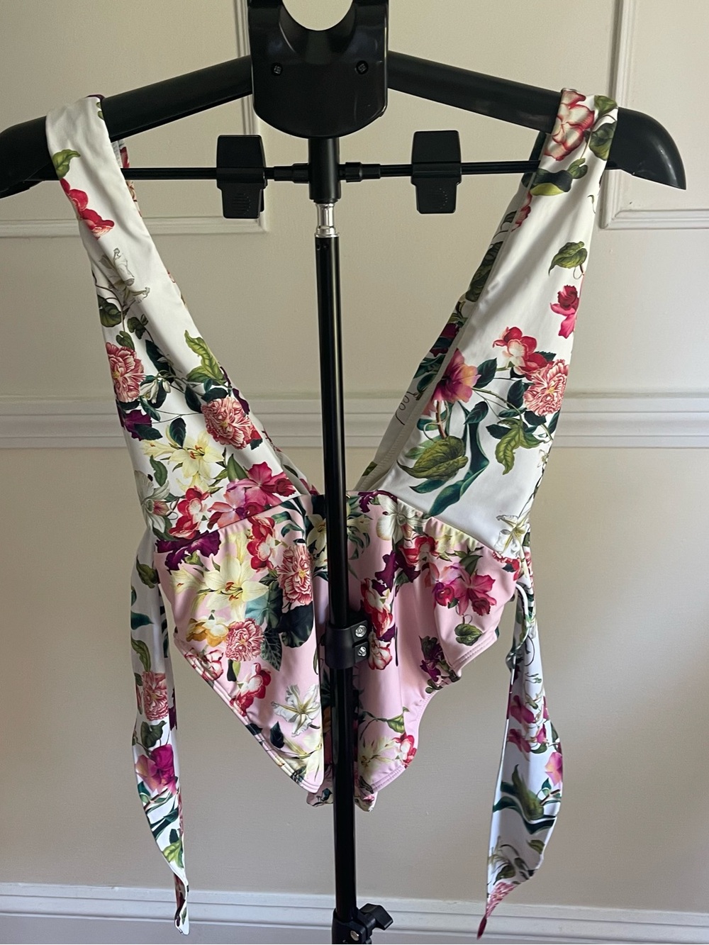 PQ Swim Floral V-Neck Pink and White One-Piece Top - Picture 6 of 7